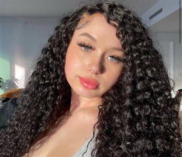 Coco Bliss Biography