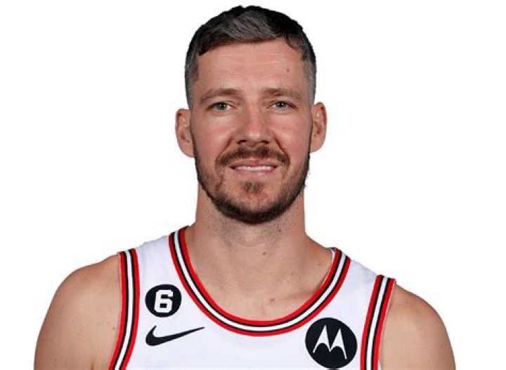 Goran Dragic parents: Learn more about Marinko Dragic and Mojca Dragic 1 Goran Dragic