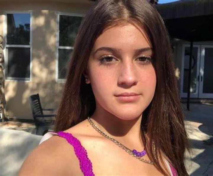 Jenny Popach Biography